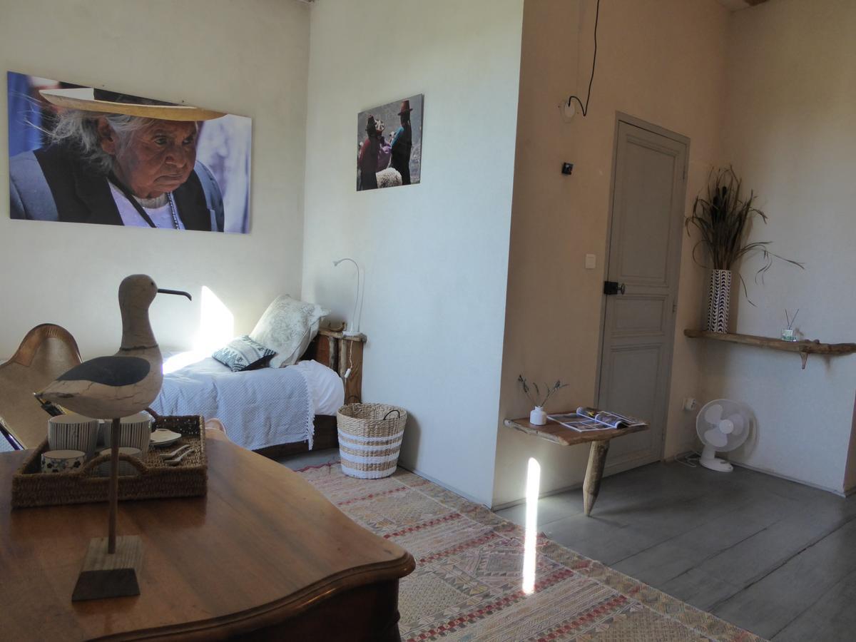 Le Mas Montredon Arles Exterior foto